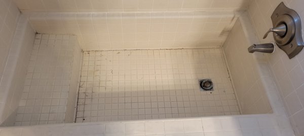 Roman tub restoration - This is a restoration of a Roman tub Roman tub restoration - This is a restoration of a Roman tub