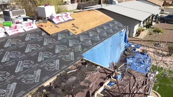 Owens Corning laminate shingle! 
10 hours install! - Homeowner called because they had a leak and they already had a insurance adjuster deny the roof damage! We came in and 2 weeks later we were building her. New roof!