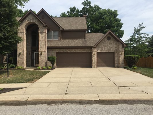 Driveway Cleaning - Pressure Washing - We were hired to pressure wash this driveway and had it looking brand new in no time! Driveway Cleaning - Pressure Washing - We were hired to pressure wash this driveway and had it looking brand new in no time!