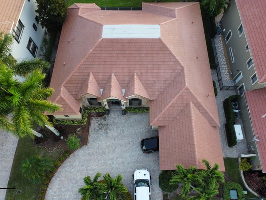 New Tile Roof Replacement in Palm Beach County - This new roof homeowner was thrilled with their new tile roof. They ended up having this roof paid for by insurance.  He was so happy that he wanted to do a testimonial video with us.  Check out the video on our website!