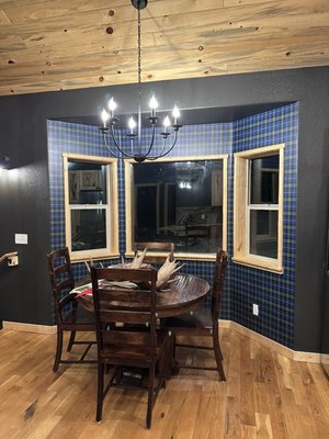 Airbnb Wallpaper Installation Project Colorado - Wallpaper installation for a short-term rental property (Airbnb).
Designed to enhance the space and create a memorable guest experience.
Durable finish and professional execution. Serving Denver, CO.