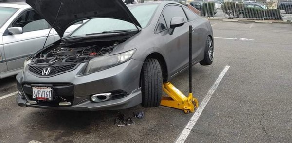 roadside starter repair - Customer called and said "I come into redding to do some christmas shopping and my car wont start" I said how how soon can you be here I said I'll be there in 20 minutes so when I arrived at the car I first diagnosed the car and eliminated the relay or dead battery is being problems and soon realize that you needed a starter I ran down to the local auto parts local auto parts store pick her up the pie starter take it back to the car stalled it and got her on her way.