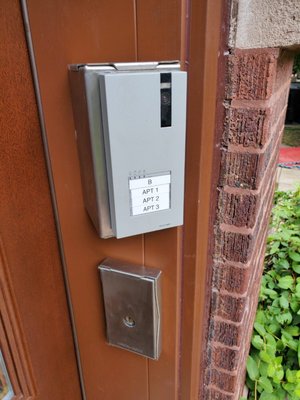 Intercom Upgrade to Comelit Quadra - This building needed their older system upgraded so took advantage of cutting-edge technology by retrofitting their current infrastructure to integrate an intercom system with video capabilities. We offer our clients customized solutions to best fit your needs. This community wired a video screen into every unit so they have easy access to view guests. We can also include enhanced features with apps for your mobile devices or custom finishes. We highly recommend the Comelit Quadra for 1 - 4 unit buildings. Intercom Upgrade to Comelit Quadra - This building needed their older system upgraded so took advantage of cutting-edge technology by retrofitting their current infrastructure to integrate an intercom system with video capabilities. We offer our clients customized solutions to best fit your needs. This community wired a video screen into every unit so they have easy access to view guests. We can also include enhanced features with apps for your mobile devices or custom finishes. We highly recommend the Comelit Quadra for 1 - 4 unit buildings.