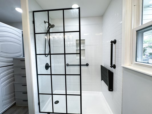 Bath Remodel 2025 - This is a complete remodel for a client who had the same bathroom for 30 years.
We did an in-home consultation to figure out exactly how we could help them, then within 90 days they had an all-new modern bathroom with a lifetime warranty. Bath Remodel 2025 - This is a complete remodel for a client who had the same bathroom for 30 years.
We did an in-home consultation to figure out exactly how we could help them, then within 90 days they had an all-new modern bathroom with a lifetime warranty.