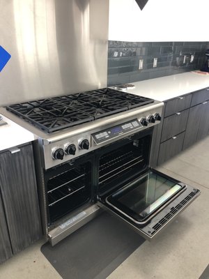 Gas Range Dacor repair. - Range Dacor Touch Pad did not respond. It will work properly after installation new Touch Pad. Gas Range Dacor repair. - Range Dacor Touch Pad did not respond. It will work properly after installation new Touch Pad.