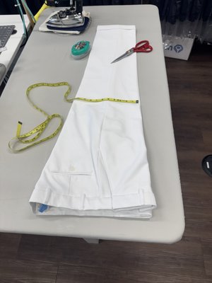 Side adjustment and hemming - Side adjustment and hemming Side adjustment and hemming - Side adjustment and hemming
