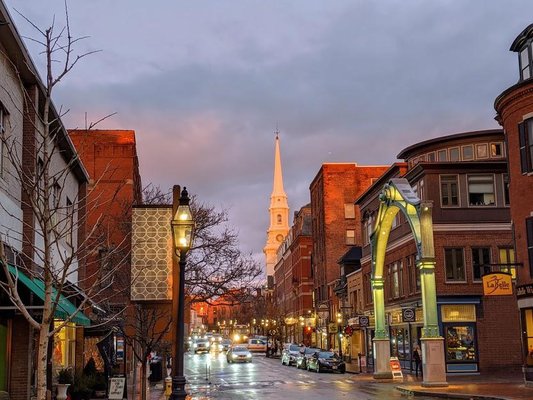 Right in the Heart of Downtown Portsmouth, NH! - Stay in the heart of Downtown Portsmouth at this full service, upscale hotel & restaurant (Nichinan)! Right in the Heart of Downtown Portsmouth, NH! - Stay in the heart of Downtown Portsmouth at this full service, upscale hotel & restaurant (Nichinan)!