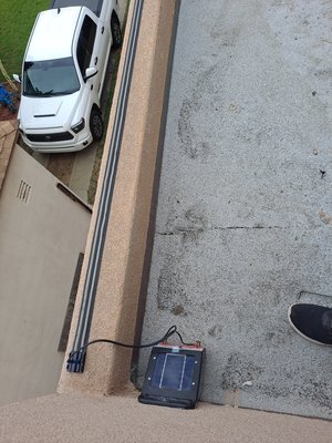 Solar Bird Shock - Solar bird shock installation, keep the birds from hanging out on your property