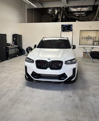 Rock Chip Repair - When you notice a rock chip on your windshield, it's crucial to act quickly. Ignoring the chip can lead to further damage, potentially resulting in a costly crack that necessitates a full windshield replacement. That's why we recommend addressing rock chips promptly to prevent escalation.