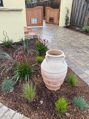 Spanish California Historic Home - Spanish California Historic Home, Landscape Design and remodel! From Saltillo old Mexico patio to coffee on front yard flagstone patio! Spanish California Historic Home - Spanish California Historic Home, Landscape Design and remodel! From Saltillo old Mexico patio to coffee on front yard flagstone patio!