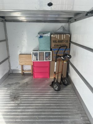 “Moving 1 bedroom home into apartment”. - “Moving 1 bedroom home into an apartment. Took me and my helper 45 minutes to load and 45 minutes to unload a total of 2 hours for the whole move. Customer was satisfied with the move and pricing. “Moving 1 bedroom home into apartment”. - “Moving 1 bedroom home into an apartment. Took me and my helper 45 minutes to load and 45 minutes to unload a total of 2 hours for the whole move. Customer was satisfied with the move and pricing.