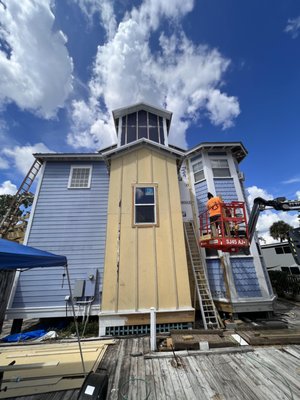 Exterior Remodelling - They have honed their craft through years of hands-on experience, ensuring that they have what it takes to transform any dwelling into a functional and aesthetically pleasing space.
