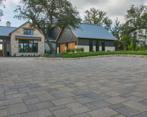 Driveways - See how driveways boost curb appeal and bring fresh outdoor living ideas to your home’s entrance. Driveways - See how driveways boost curb appeal and bring fresh outdoor living ideas to your home’s entrance.