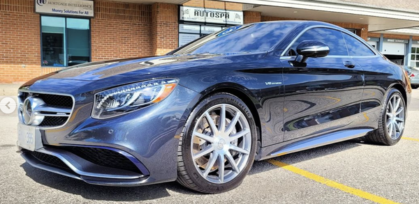 Mercedes Benz S63 AMG Coupe - Mercedes Benz S63 AMG coupe now protected by @ceramicprocanada

Engine bay detail. Exterior hand wash + clay bar treatment. 2 stage paint correction. Interior detail + shampoo. Leather conditioner. 1 layer of CP 9H + 1 layer of CP Top Coat.