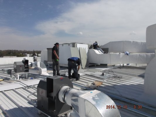 COMMERCIAL AIR HANDLERS - Air Handlers and Exhaust Sysytem COMMERCIAL AIR HANDLERS - Air Handlers and Exhaust Sysytem