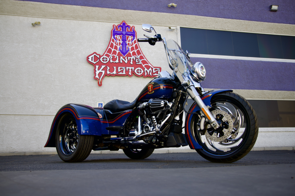 Marine Trike - This tribute bike recently rolled out through the Count’s Kustoms garage and down the road with a very satisfied customer! Marine Trike - This tribute bike recently rolled out through the Count’s Kustoms garage and down the road with a very satisfied customer!