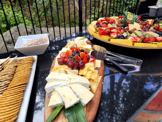 Appetizers & small bites - We have lots of delicious Appetizers & small bites. To get started on a quote we will just need a good email address & contact number.
https://www.smokinpetesbbq.com/get-a-quote Appetizers & small bites - We have lots of delicious Appetizers & small bites. To get started on a quote we will just need a good email address & contact number.
https://www.smokinpetesbbq.com/get-a-quote