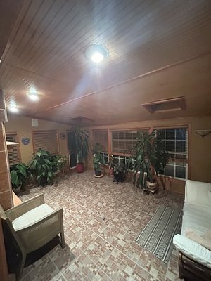 Drywall Repair - This remodel was in Lake of the Woods, Va. on an outdated Sunroom.
Out with the Old. In with the new. Drywall Repair - This remodel was in Lake of the Woods, Va. on an outdated Sunroom.
Out with the Old. In with the new.