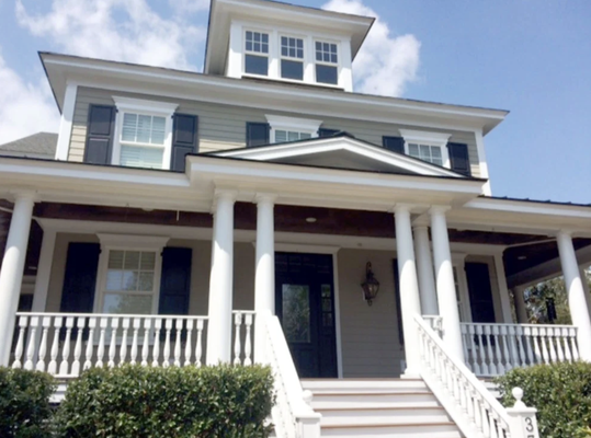 Exterior Painting - Selecting a contractor to work inside or outside your home can be stressful. Our goal is to provide you with the best customer experience possible.  

We accomplish this by being friendly and courteous, by making the client feel part of the process with updates and excellent communication, by doing things right the first time and by respecting your property.