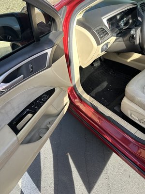 Full detail, extraction of odor and carpet - Full detail, extraction of odor and carpet Full detail, extraction of odor and carpet - Full detail, extraction of odor and carpet