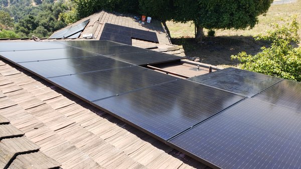 Quality Solar Installation Process - Our installation process takes only a short time, and as you can see, we handle various roof types and make sure that we can provide quality installation service that will last.