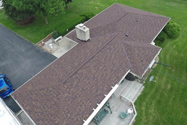 Brookfield, WI - Low-pitched Roof - BCI Exteriors enhanced this home with Owens Corning TruDefinition Duration - Brownwood.