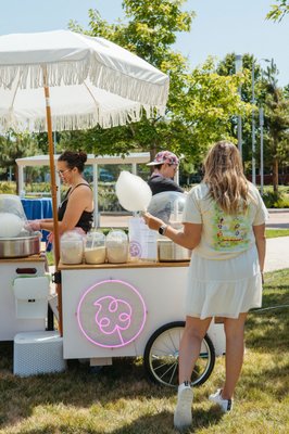 Corporate Bookings - Wonder Cotton Candy is a great way to bring some childlike fun to your next event. Our flavors are much more sophisticated than your average kid party but will give your guests that nostalgic feeling of wonder. Check out some of our past events. Corporate Bookings - Wonder Cotton Candy is a great way to bring some childlike fun to your next event. Our flavors are much more sophisticated than your average kid party but will give your guests that nostalgic feeling of wonder. Check out some of our past events.