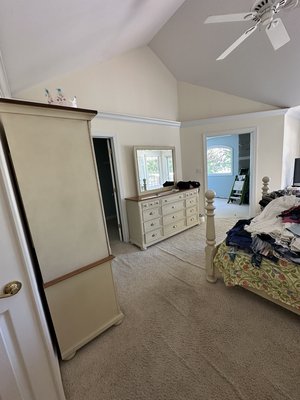 New paint job - Walls were fixed small dents, new tape making the walls look brand new all trim and doors were also painted. New paint job - Walls were fixed small dents, new tape making the walls look brand new all trim and doors were also painted.