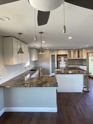 Dana’s kitchen countertop, bathroom vanities and office table - For Dana’s project we used the Ijin Blue (Quartzite) for the kitchen countertop.
For the bathroom vanities and the office table we used the Amarcord (Quartz) Dana’s kitchen countertop, bathroom vanities and office table - For Dana’s project we used the Ijin Blue (Quartzite) for the kitchen countertop.
For the bathroom vanities and the office table we used the Amarcord (Quartz)