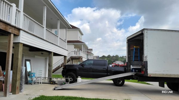 moving - Regardless of your moving situation we can offer great affordable solutions!
We agree driving a box truck is not for everyone, but we know saving money and feeling better at the end of the day is and there are other options. moving - Regardless of your moving situation we can offer great affordable solutions!
We agree driving a box truck is not for everyone, but we know saving money and feeling better at the end of the day is and there are other options.