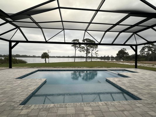 Ultimate View Pool Enclosures - New build of an Ultimate View Pool Enclosure.