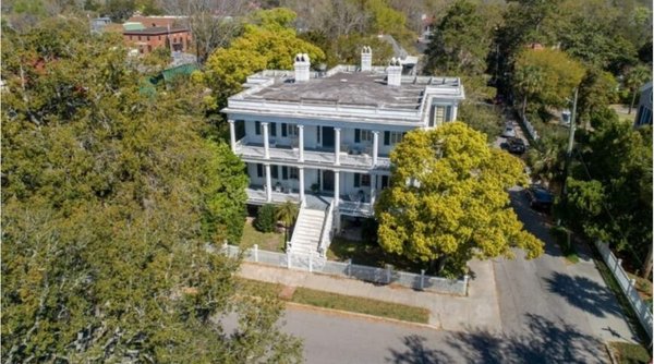 Walking Tours of the Historic Distict - Come take a walking tour of Beautiful Beaufort! Walking Tours of the Historic Distict - Come take a walking tour of Beautiful Beaufort!