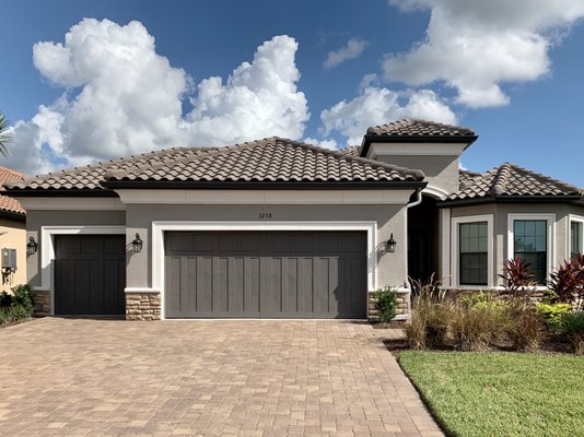 Starkey Ranch Homes - We live in Starkey Ranch, Odessa, FL and we have expertly installed our seamless gutters on 100's of homes in here. Please checkout our website to see more towns where we have completed projects and to read reviews left by our amazing customers! Here is the most recent website review as of today:
"Rain Control Gutters is a top "notch" honest professional company! I can't say enough good things about Darren, the owner and Billy & David who came and installed the gutters. They did an amazing job and would highly recommend them to anyone who needs gutters. They cleaned up beautifully and even swept the driveway and walkway! Such a pleasure dealing with a company that actually cares about their customers!"
We have many amazing reviews like this one because we treat our customers how we would like to be treated and it has served us very well over the years! We look forward to working with you, give us a call to see for yourself!