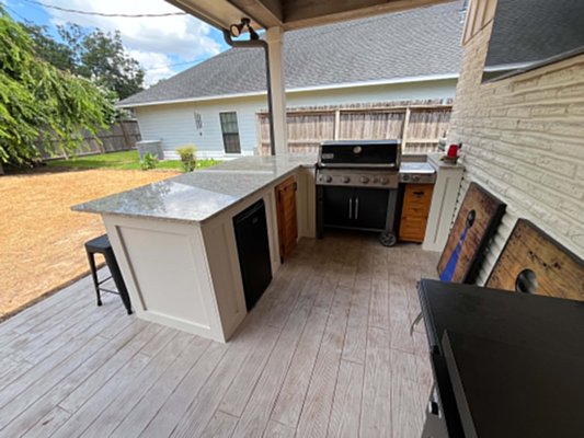Outdoor Living - Outdoor Living
Screened porches, patios, decks, fencing, and outdoor kitchens that extend your living space beautifully. Outdoor Living - Outdoor Living
Screened porches, patios, decks, fencing, and outdoor kitchens that extend your living space beautifully.