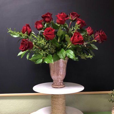 Farm to Flower Shop 60 cm Explorer Rose Release - It appears our clients are loving the LNB Signature Rose releases. 
These LNB Signature Roses are the striking 60 cm Explorer Roses in deep rich red. 

Surprise your love with a Love N' Bloom Rose  arrangement. 

A romantic palette of deep rich luxury blooms will be the perfect surprise.
www.lovenbloom.com
714-593-1236