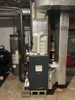 Trane 60K BTU High Efficiency Furnace, 1.5-3Ton Evaporator Coil And Condenser Installation - Another quality installation completed by ROM Mechanical Services LLC! ✅
Out with the old and in with the new! This homeowner is now enjoying a brand-new Trane high-efficiency furnace and air conditioning system for reliable year-round comfort.
This installation included:
✔️ New Trane high-efficiency furnace
✔️ New Trane air conditioner
✔️ New evaporator coil
✔️ New equipment pad and electrical disconnect
✔️ New refrigerant line insulation and drain components
✔️ Sealed and insulated duct transitions for improved efficiency
✔️ System tested, commissioned, and ready for years of dependable operation
We take pride in clean workmanship, attention to detail, and installing every system as if it were going into our own home.
If your furnace or AC is 15+ years old, now is a great time to start planning for a replacement before it leaves you without heating or cooling.
📍Serving Massachusetts & Southern New Hampshire
📞 978-885-3901
🌐 rommechanicalservicesllc.com
#Trane #HVAC #AirConditioning #FurnaceReplacement #ACReplacement #HeatingAndCooling #HomeComfort #Massachusetts #NewHampshire #ROMMechanicalServicesLLC Trane 60K BTU High Efficiency Furnace, 1.5-3Ton Evaporator Coil And Condenser Installation - Another quality installation completed by ROM Mechanical Services LLC! ✅
Out with the old and in with the new! This homeowner is now enjoying a brand-new Trane high-efficiency furnace and air conditioning system for reliable year-round comfort.
This installation included:
✔️ New Trane high-efficiency furnace
✔️ New Trane air conditioner
✔️ New evaporator coil
✔️ New equipment pad and electrical disconnect
✔️ New refrigerant line insulation and drain components
✔️ Sealed and insulated duct transitions for improved efficiency
✔️ System tested, commissioned, and ready for years of dependable operation
We take pride in clean workmanship, attention to detail, and installing every system as if it were going into our own home.
If your furnace or AC is 15+ years old, now is a great time to start planning for a replacement before it leaves you without heating or cooling.
📍Serving Massachusetts & Southern New Hampshire
📞 978-885-3901
🌐 rommechanicalservicesllc.com
#Trane #HVAC #AirConditioning #FurnaceReplacement #ACReplacement #HeatingAndCooling #HomeComfort #Massachusetts #NewHampshire #ROMMechanicalServicesLLC