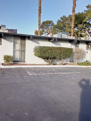 commercial service trimming in hedging! - Trimming and hedging commercial service blowouts tree removals irrigation commercial service trimming in hedging! - Trimming and hedging commercial service blowouts tree removals irrigation