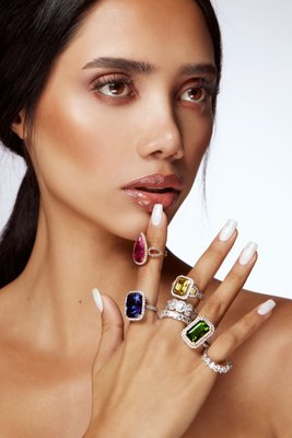 Glowing Gemstones - You will be surprised by the boldness and use of vibrant colored stones. Arthur Torossian has been combining rose, yellow and white gold, while utilizing the use of deep violets in tanzanite and developing different shapes of colored sapphires and tourmalines, including canary yellow diamonds to capture a comfortable, everyday ring with a modern flare that can be worn for a lifetime and passed down through generations. The designer selects only the finest quality stones, with the best cuts. Discover our custom design.