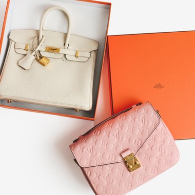 Sell with Us - Cash in your ultra-luxury accessories and cash out your way. We give upfront offers and pay fast, which means no waiting for your item to sell. Haute Tip: Earn 10% more when you choose store credit. Selling appointments recommended. Sell with Us - Cash in your ultra-luxury accessories and cash out your way. We give upfront offers and pay fast, which means no waiting for your item to sell. Haute Tip: Earn 10% more when you choose store credit. Selling appointments recommended.