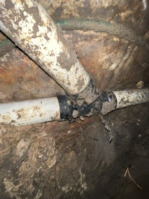 Drain repair under slab. - We repaired a drain line under the slab that was leaking and causing slow drainage. Our team carefully located the damaged section, made the repair without unnecessary disruption, and restored full flow. This type of repair requires specialized tools and experience to ensure a long-lasting, leak-free solution. Drain repair under slab. - We repaired a drain line under the slab that was leaking and causing slow drainage. Our team carefully located the damaged section, made the repair without unnecessary disruption, and restored full flow. This type of repair requires specialized tools and experience to ensure a long-lasting, leak-free solution.
