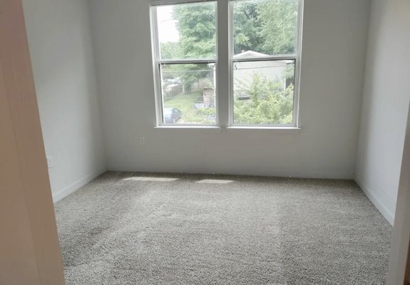 Carpet cleaning - Carpet cleaning during check-out cleaning. Our team did a great job and the before / after photos confirm this! Our cleaners are able to deal with the toughest carpet stains! Carpet cleaning - Carpet cleaning during check-out cleaning. Our team did a great job and the before / after photos confirm this! Our cleaners are able to deal with the toughest carpet stains!