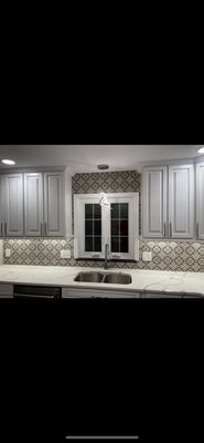 Various Kitchen Backsplashes - Regardless of your kitchen or bathroom backsplash preference, we’ve got you covered! From marble or stone to porcelain or ceramic.