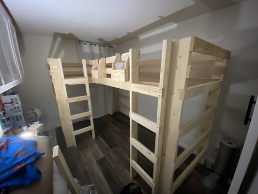 America bed company - assembling the bed - The set of components made a nice bed for two wonderful boys.