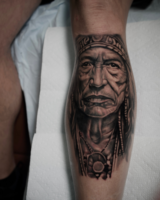 Tattoos Near Me in Fort Myers, Florida – Addictive Ink - At Addictive Ink, we specialize in high-quality custom tattoos in Fort Myers, Florida. Our team is made up of skilled artists with experience in realism, black & grey, fine line, color work, and more. Whether you’re looking for a small meaningful design or a full sleeve, we adapt each piece to your vision.

Now under new ownership by Rosy Tapanes and Yonan Peguero, Addictive Ink is committed to providing a clean, welcoming space where art and hygiene go hand in hand. Our artists — @yon_tattoo, @raidel_tattoo, and @chiki_tattoo — are ready to bring your ideas to life with precision, creativity, and care.

Let us help you take your tattoo to the next level.