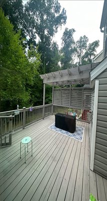 Brusnwick Composite Re-deck with Pergola Build and Privacy Wall - Ahmad came to us wanting to remove the old pressure treated decking, and rotted out pergola. We replaced the decking with Timber Tech "Terrain Basic Stone Ash", Rebuilt the stairs, Removed the old Pergola and Rebuilt The Pergola , Installed white Veranda Rails with Black Aluminum Spindles. Also Added a white vinyl privacy fence on the one side of the deck