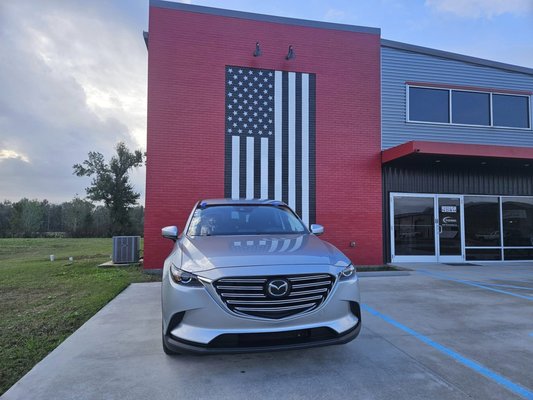 2019 Mazda CX-9 windshield replacement and recalibration - We replaced this vehicle's broken windshield and recalibrated the lane departure camera. Call today for a quote. We accept all insurance claims. 2019 Mazda CX-9 windshield replacement and recalibration - We replaced this vehicle's broken windshield and recalibrated the lane departure camera. Call today for a quote. We accept all insurance claims.