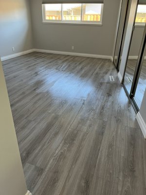 Move in/move out cleaning - Helping client to get their deposit back. This service was a move out service. They need to leave the place ready for new tenant to get their deposit back. Of course was a pleasure to be part of this project and make it happen.