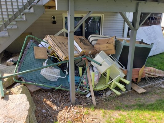 Before & After Photos Junk Removal - Another impressive before and after photo of a junk removal job today. Always proud of our team on every job but I just thought this one came out great.

Thanks again to the crew and to our amazing customers for inviting us out.