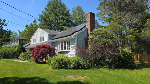 Transforming Charm: James Hardie Clapboards and Azek Boards - We’ve replaced the old cedar shingles with a modern combination of James Hardie Clapboards and Board and Batten on the front gable.
The customer opted for a clean, minimalist look by foregoing exterior trim around the windows. Instead, we focused on reconstructing the soffit and fascia using durable Azek boards for a polished finish.
In addition to the front gable, we repaired the existing cedar shingles on the back of the house, maintaining its classic charm. Plus, we installed two new Velux skylights to bring in natural light☀️
Whether you’re looking to modernize your home’s exterior or maintain its timeless appeal, we’re here to make your vision come true! Transforming Charm: James Hardie Clapboards and Azek Boards - We’ve replaced the old cedar shingles with a modern combination of James Hardie Clapboards and Board and Batten on the front gable.
The customer opted for a clean, minimalist look by foregoing exterior trim around the windows. Instead, we focused on reconstructing the soffit and fascia using durable Azek boards for a polished finish.
In addition to the front gable, we repaired the existing cedar shingles on the back of the house, maintaining its classic charm. Plus, we installed two new Velux skylights to bring in natural light☀️
Whether you’re looking to modernize your home’s exterior or maintain its timeless appeal, we’re here to make your vision come true!
