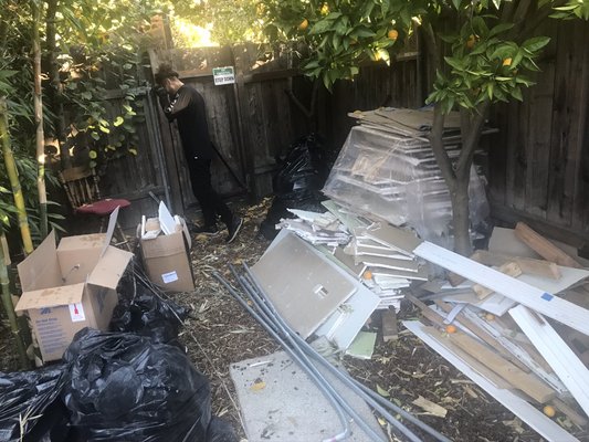 Vanishing Sheetrock - Had fun on this DIY Construction Debris Removal in San Anselmo! If you are doing some improvements your going to create a mess! Not to worry, The Alliance has your back!